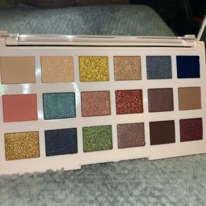 CIATE the Editor eyeshadow palette NIB